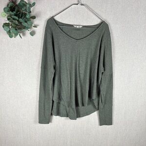 Lucky Brand > Green V Neck Long Sleeve Waffle Shirt Extra Large